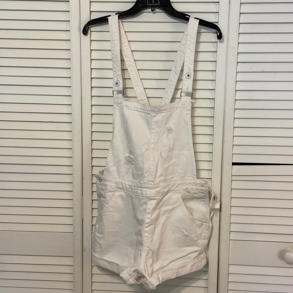 White cross-back overall shorts